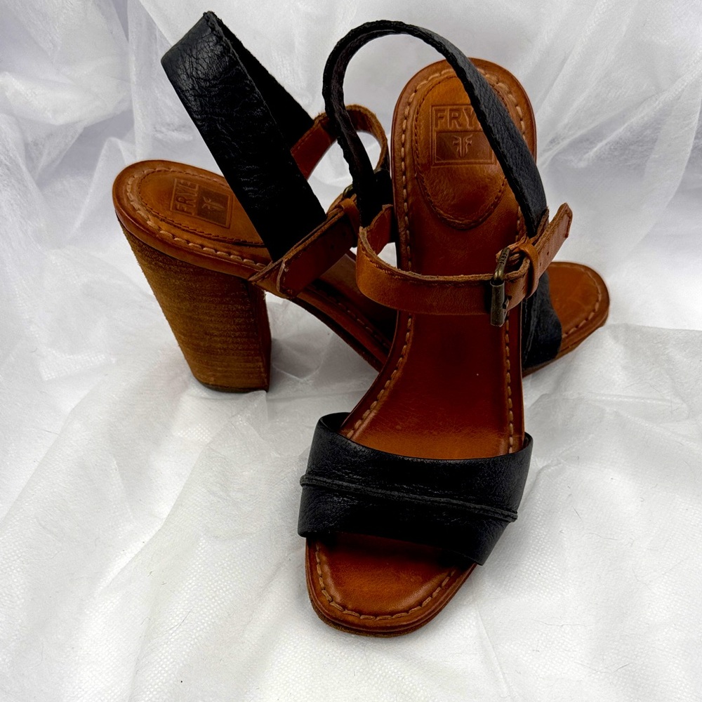 FRYE leather sandals - black  and brown leather  - Size 7M
